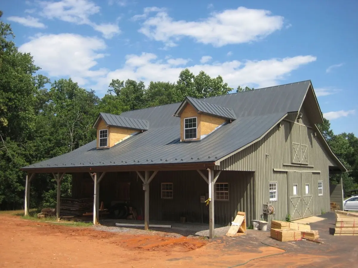 Expert Roof Repair workmanship in Forest Hill Farms